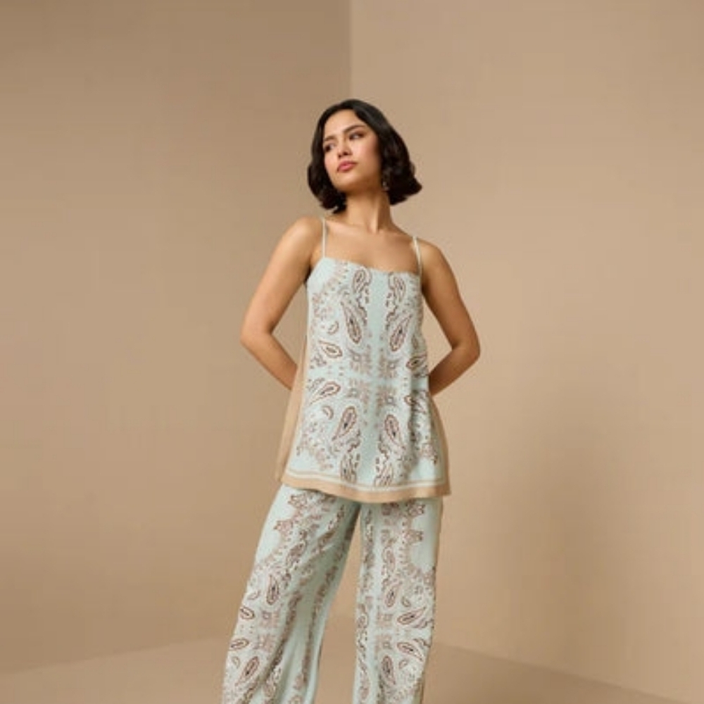 Hemant & Nandita Paisley Aqua Blue  Green Slit Top NWT Sz XS - Picture 11 of 14